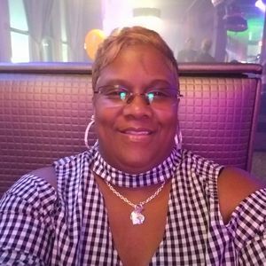 Meet your Posher, Alicia